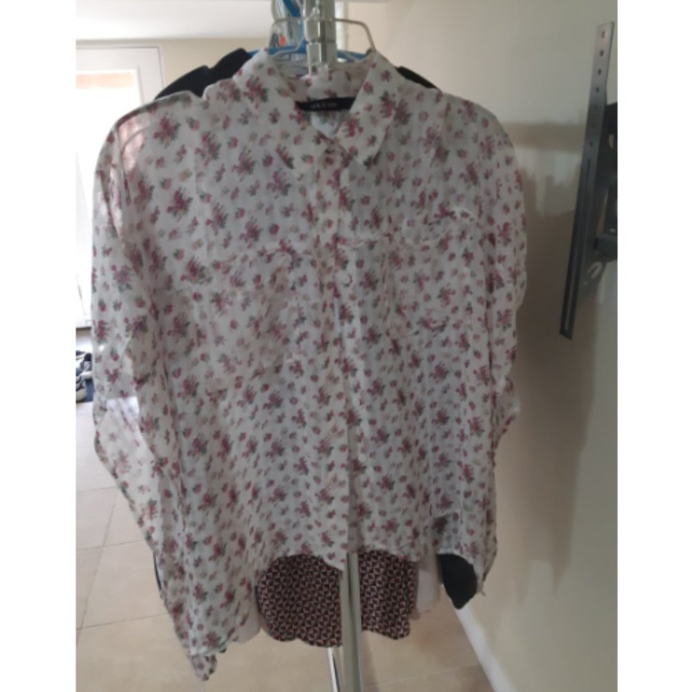 Floral thin top